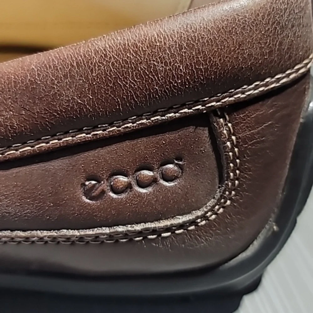 ECCO Classic‎ Moc 2.0 Dark Brown Leather Loafers Men's 43 (9.5) NWOT Condition